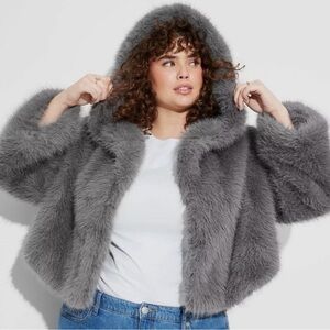 Wild Fable Viral WHITE!!! Faux Fur Jacket